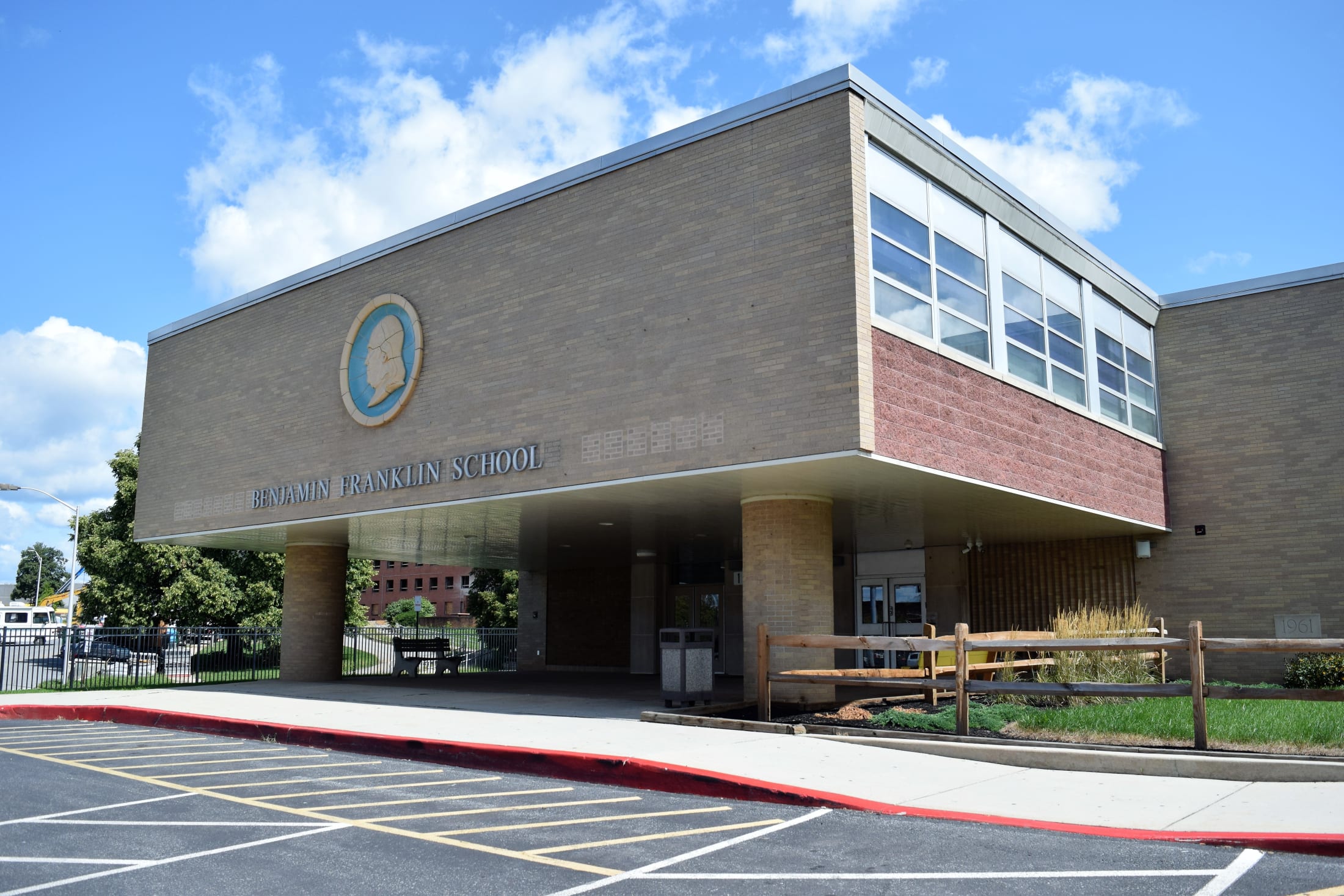 Benjamin Franklin School Entrance