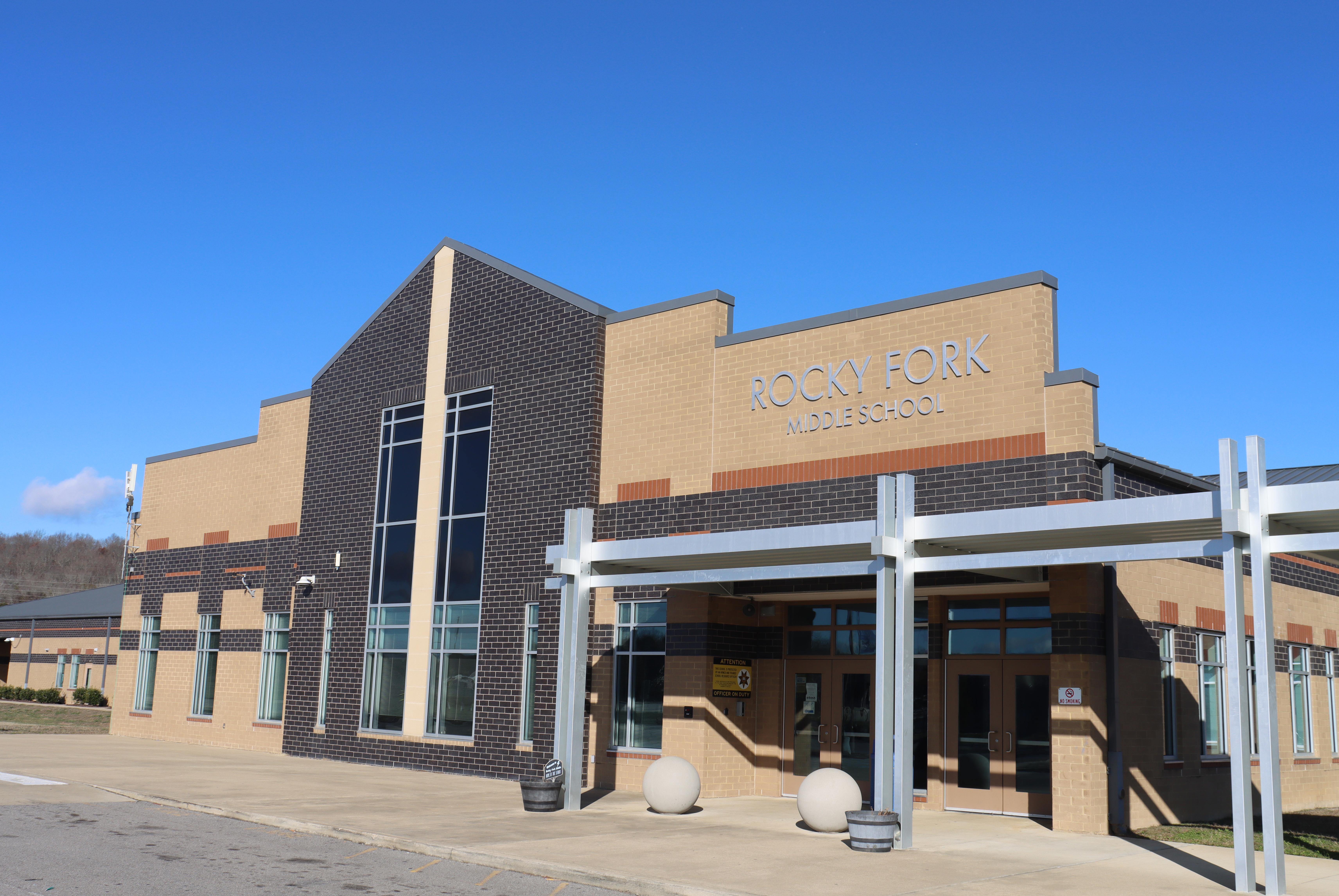 Brick building with Rocky Fork Middle School in gray letters