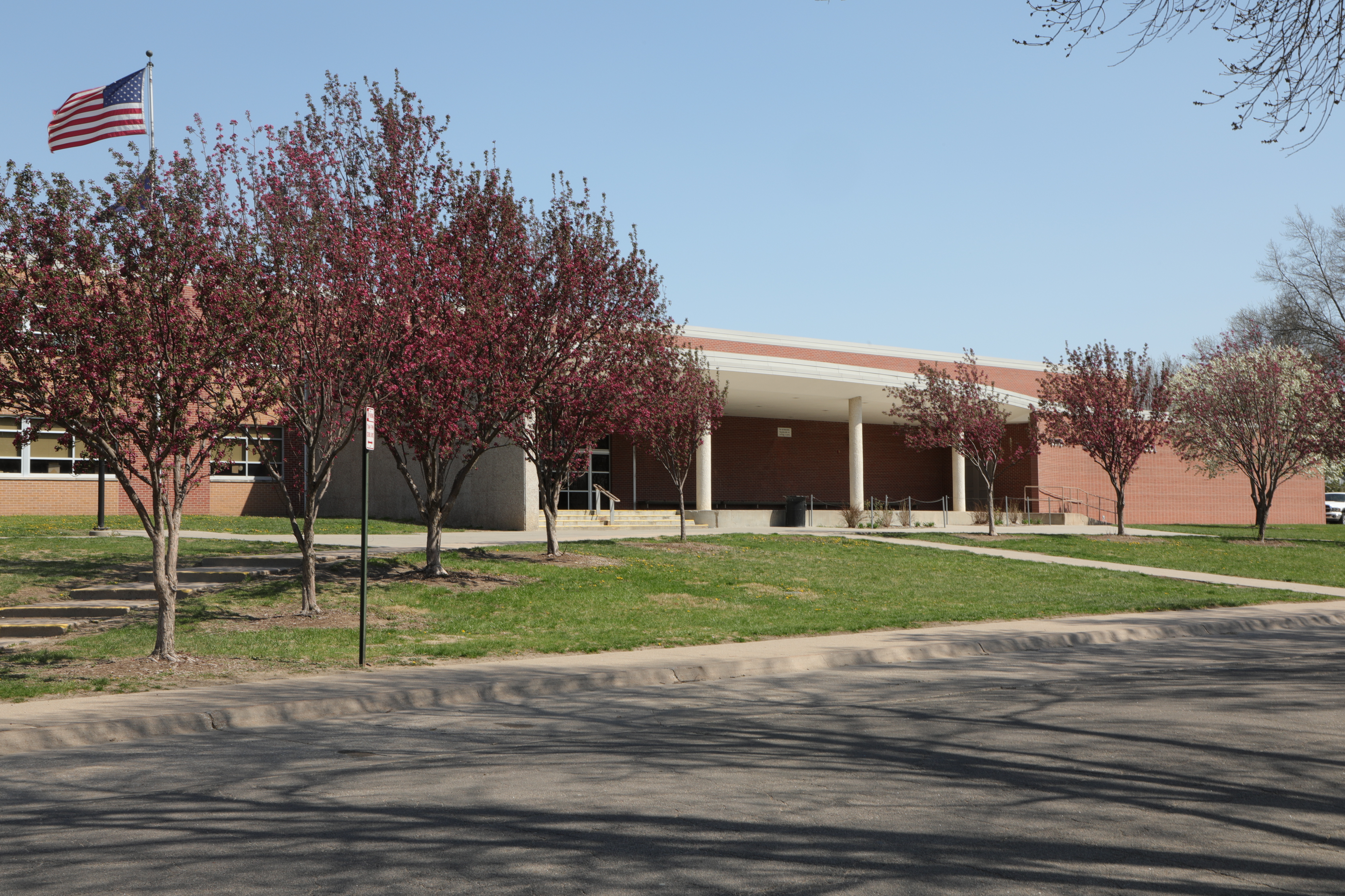 Front entrance of Pound Middle School
