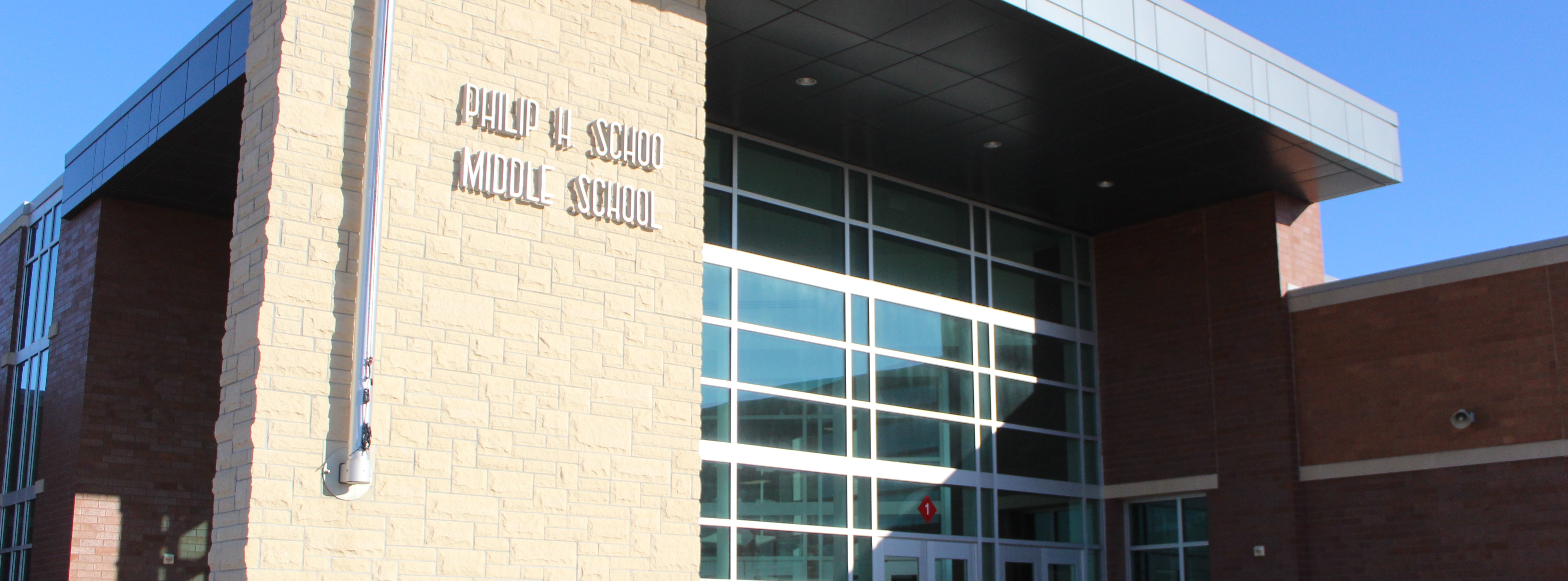 Front entrance of Schoo Middle School
