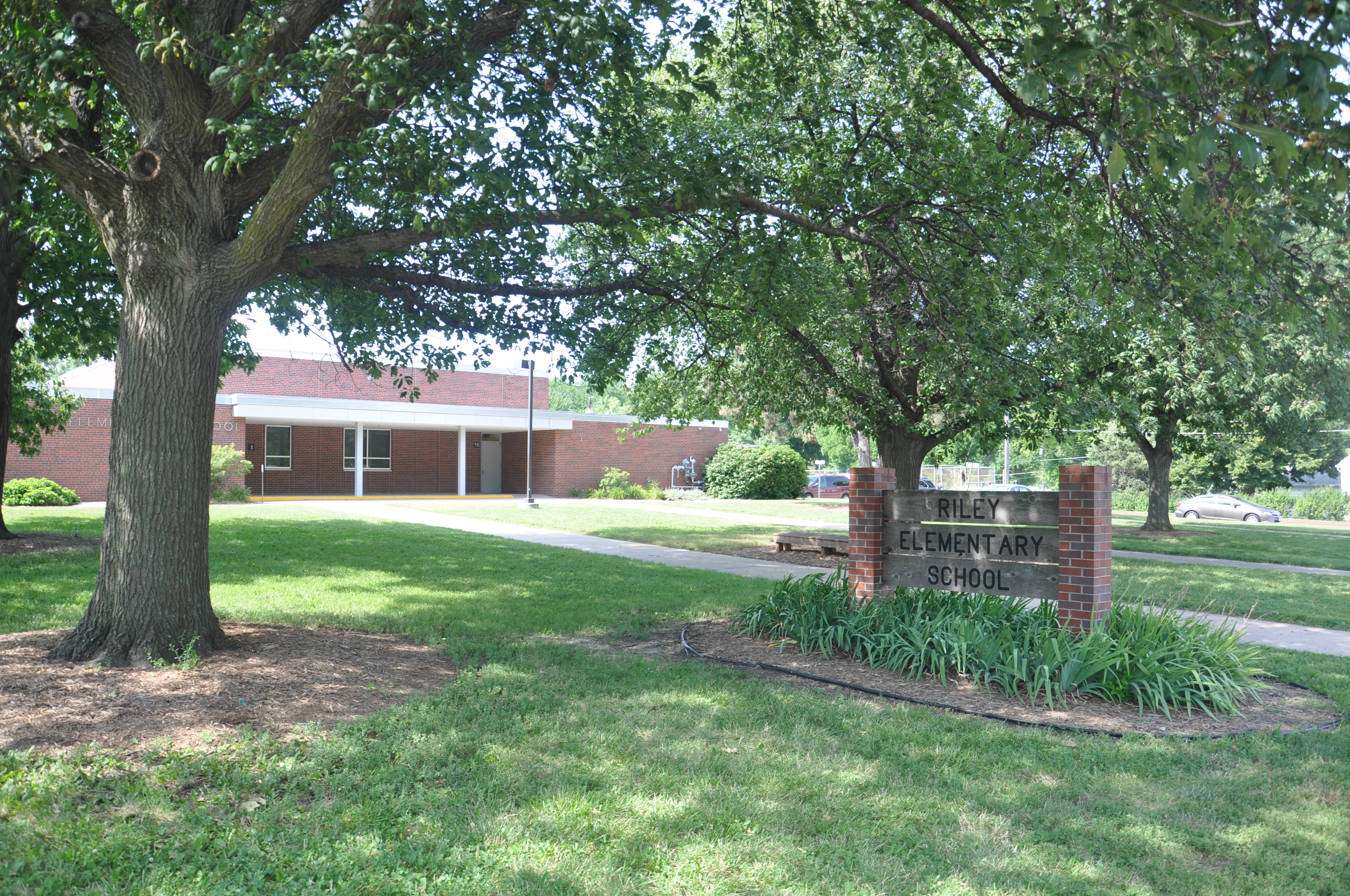 Exterior view of Riley Elementary School
