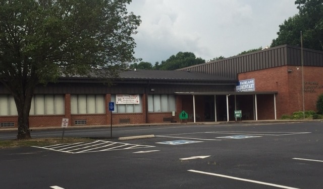This is a picture of the front of Fairlane Elementary School