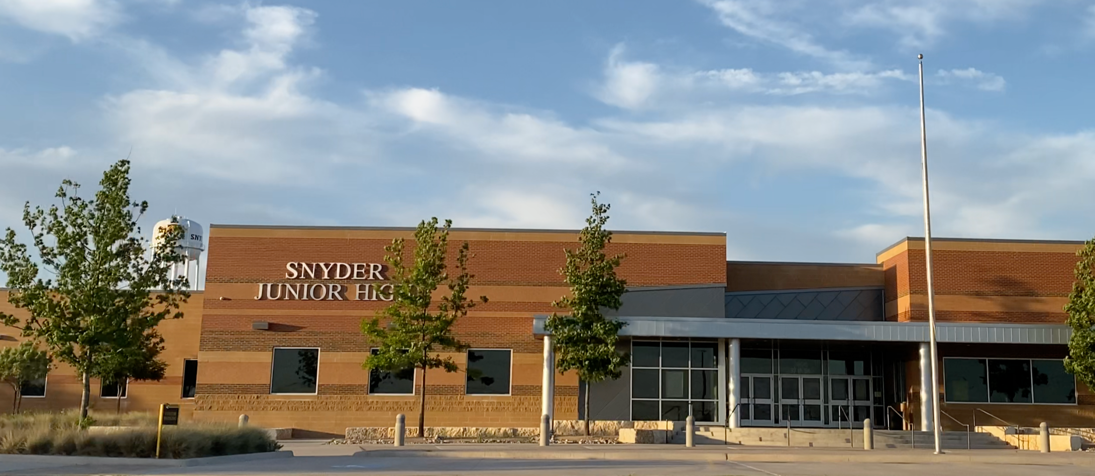 Snyder Junior High 3806 37th, Snyder, TX 
