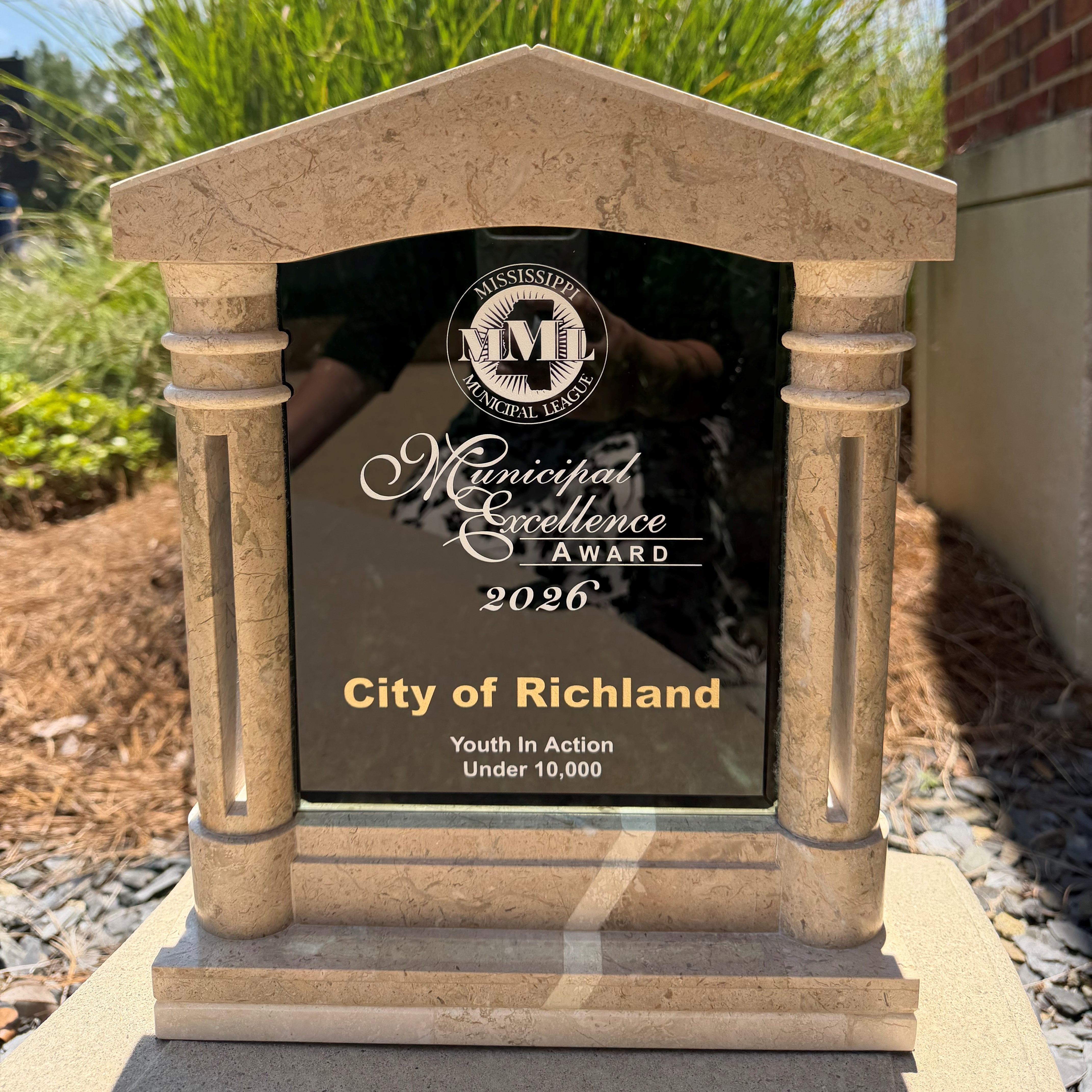 MML Award for youth in action