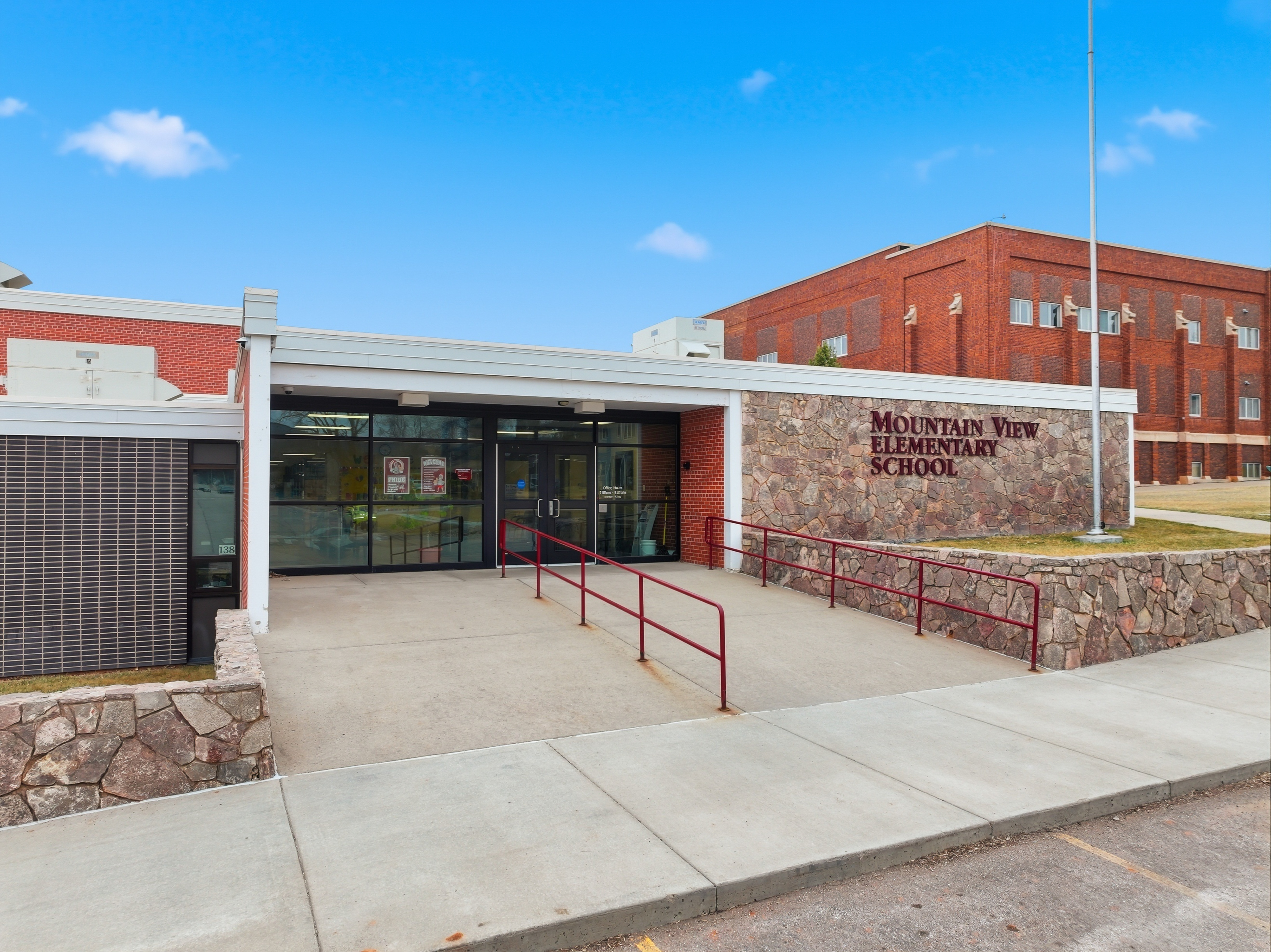 Mountain View School