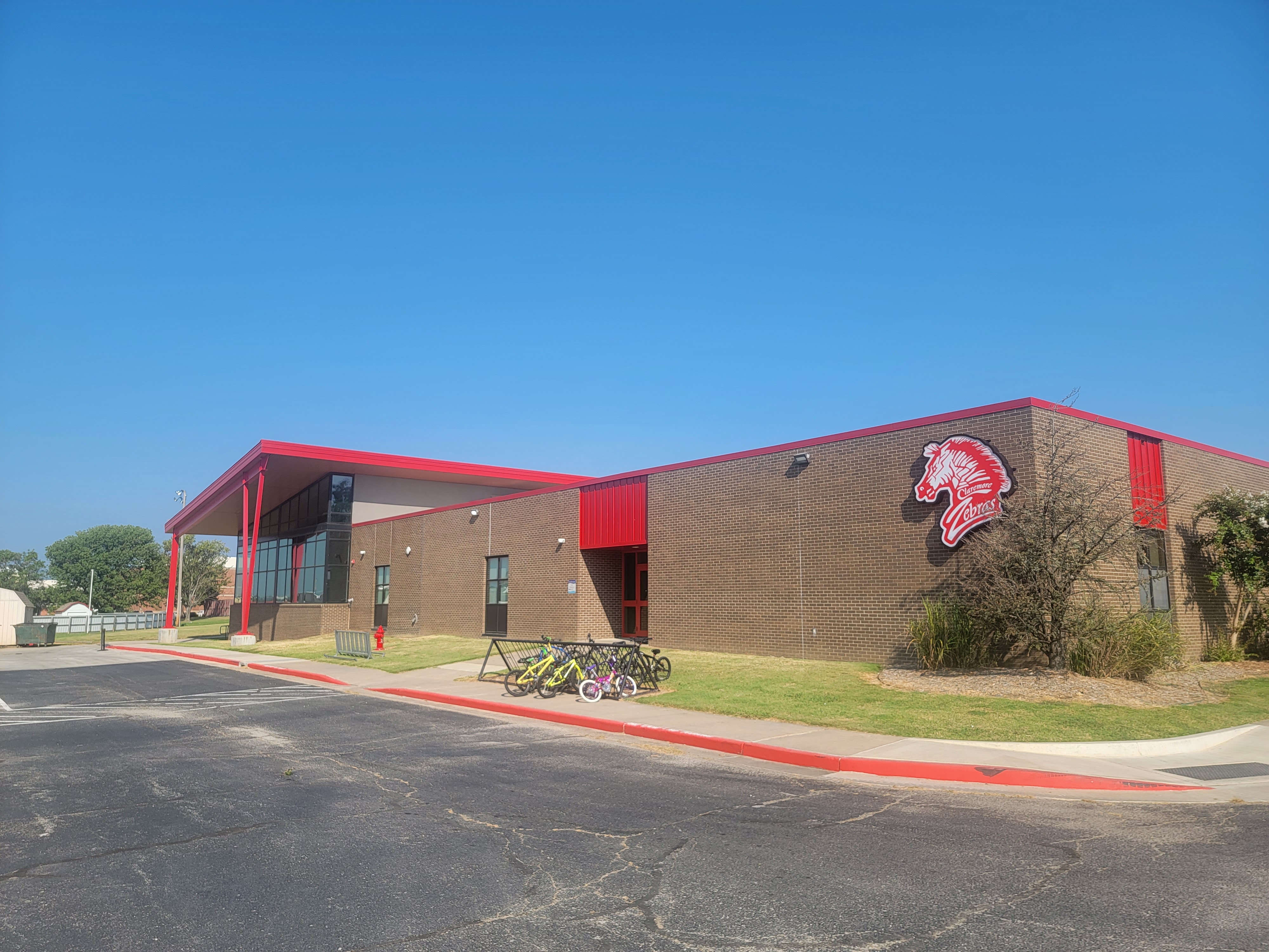 Roosa Elementary Building side view