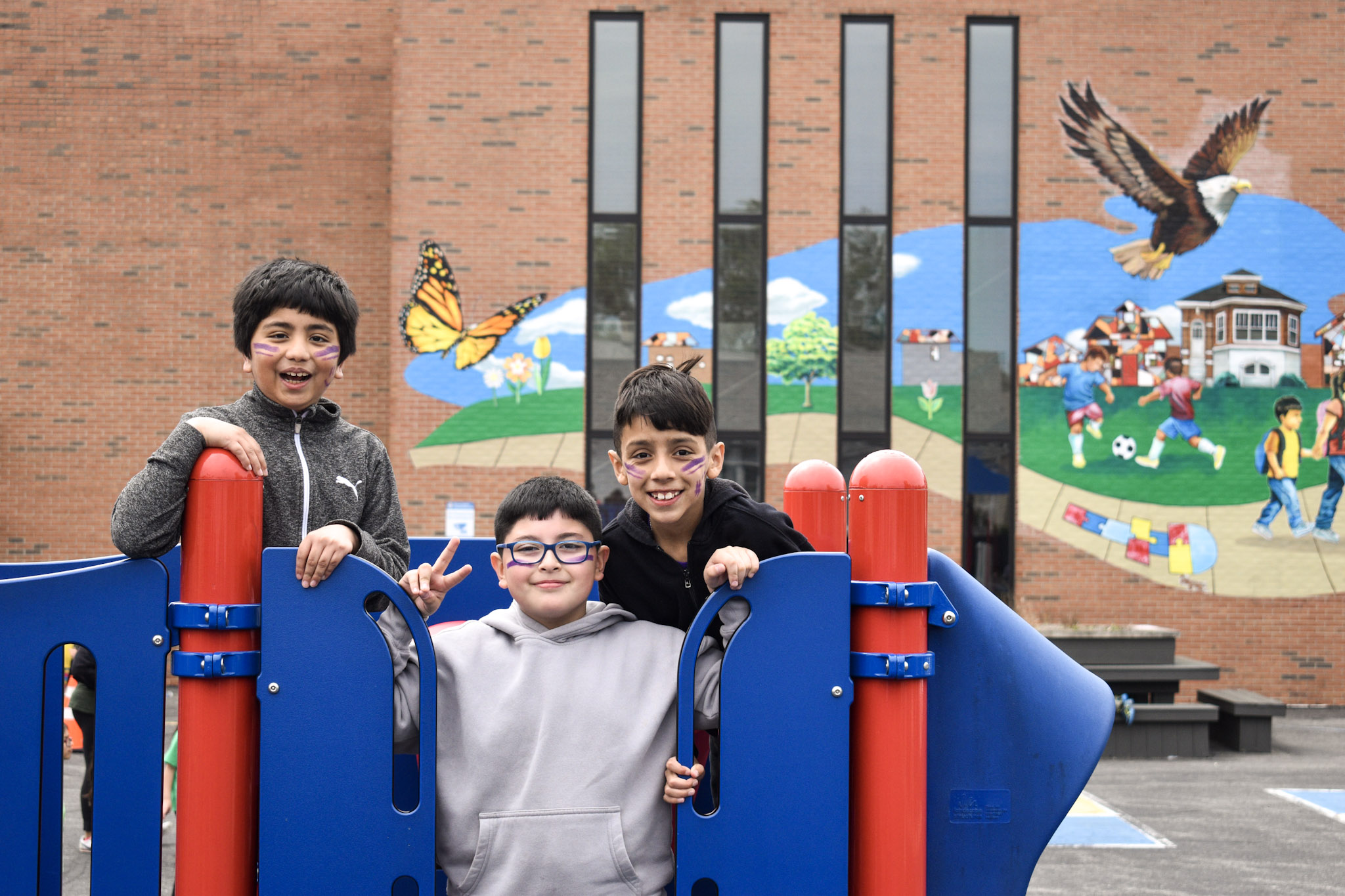 Havlicek students in playground