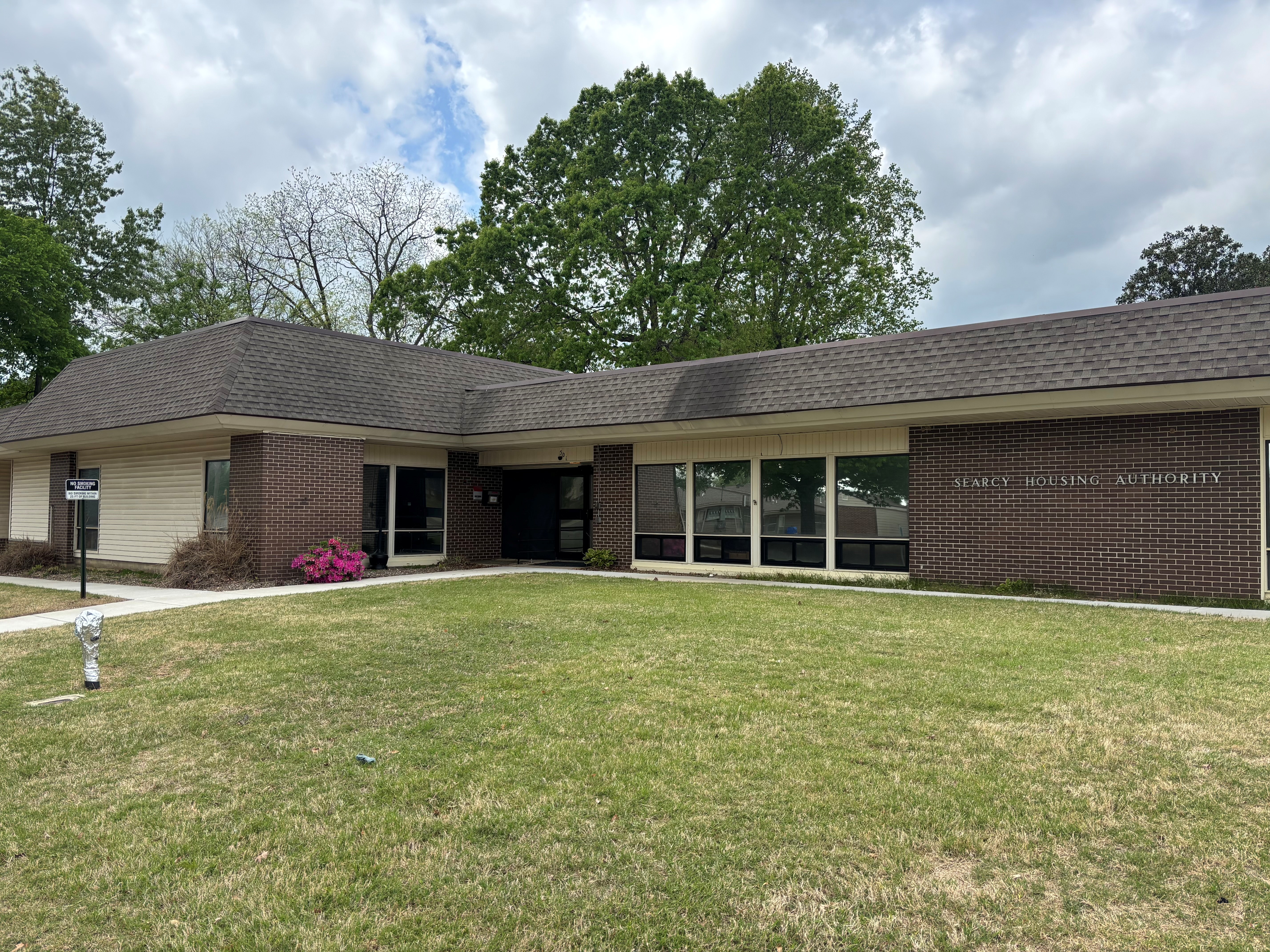 searcy office  building