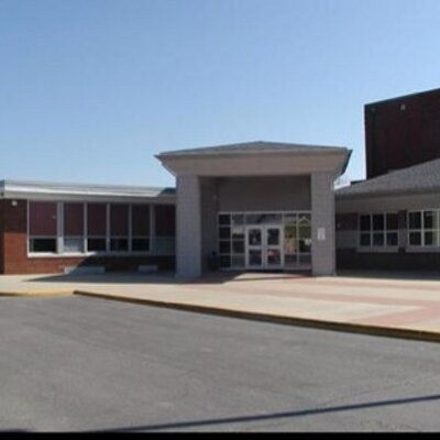 image of elementary school building