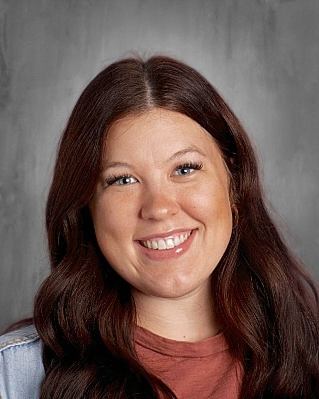 Astanzia Rolin, 9th Grade Counselor