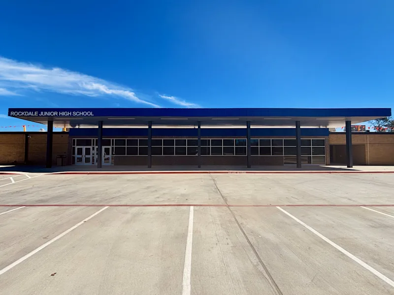 Entrance of Rockdale Junior High School