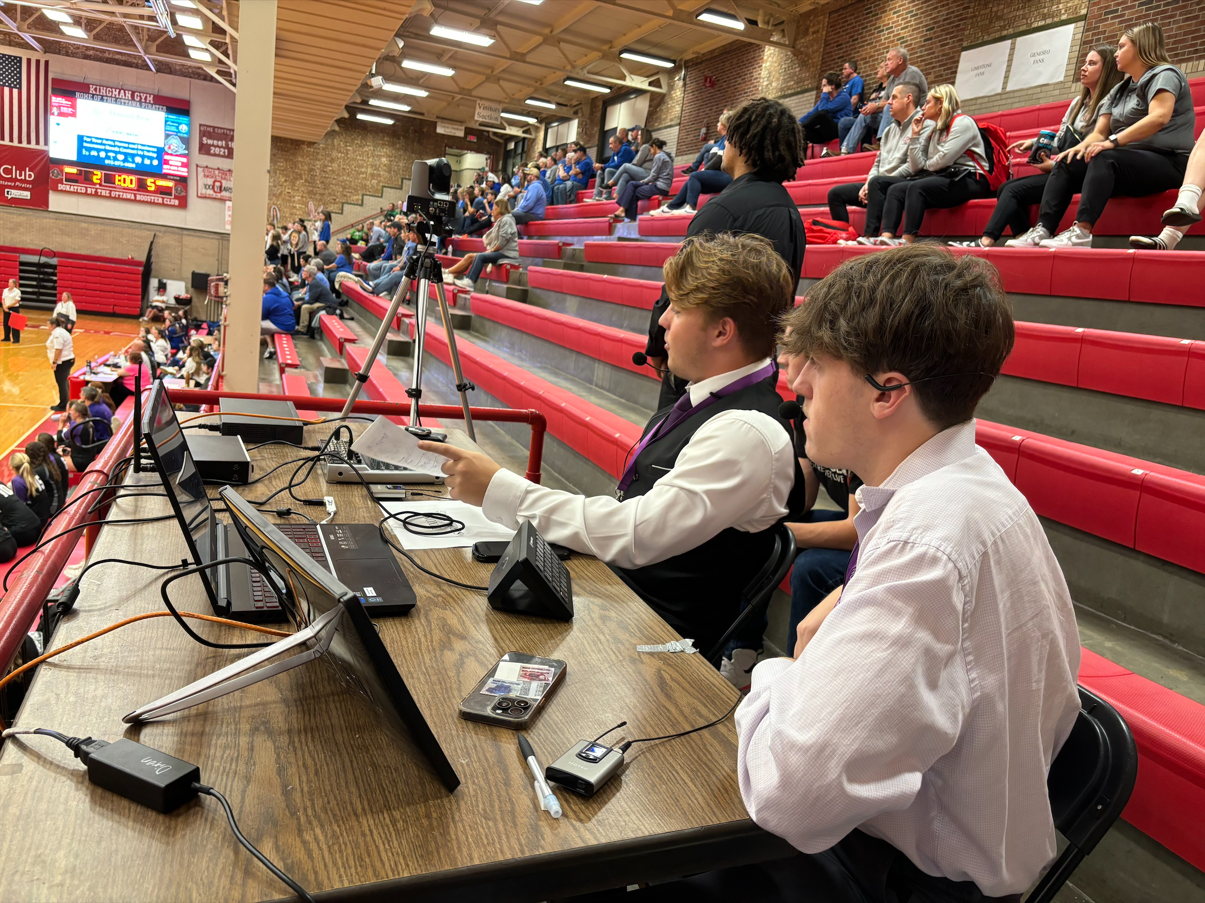 Broadcast club in Ottawa for sectional volleyball game