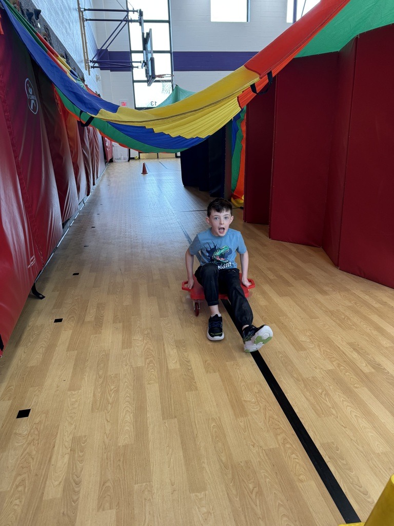 Jefferson students playing in gym