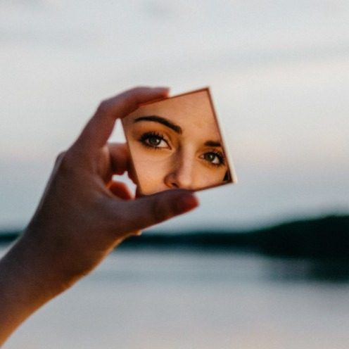 reflection in a square mirror