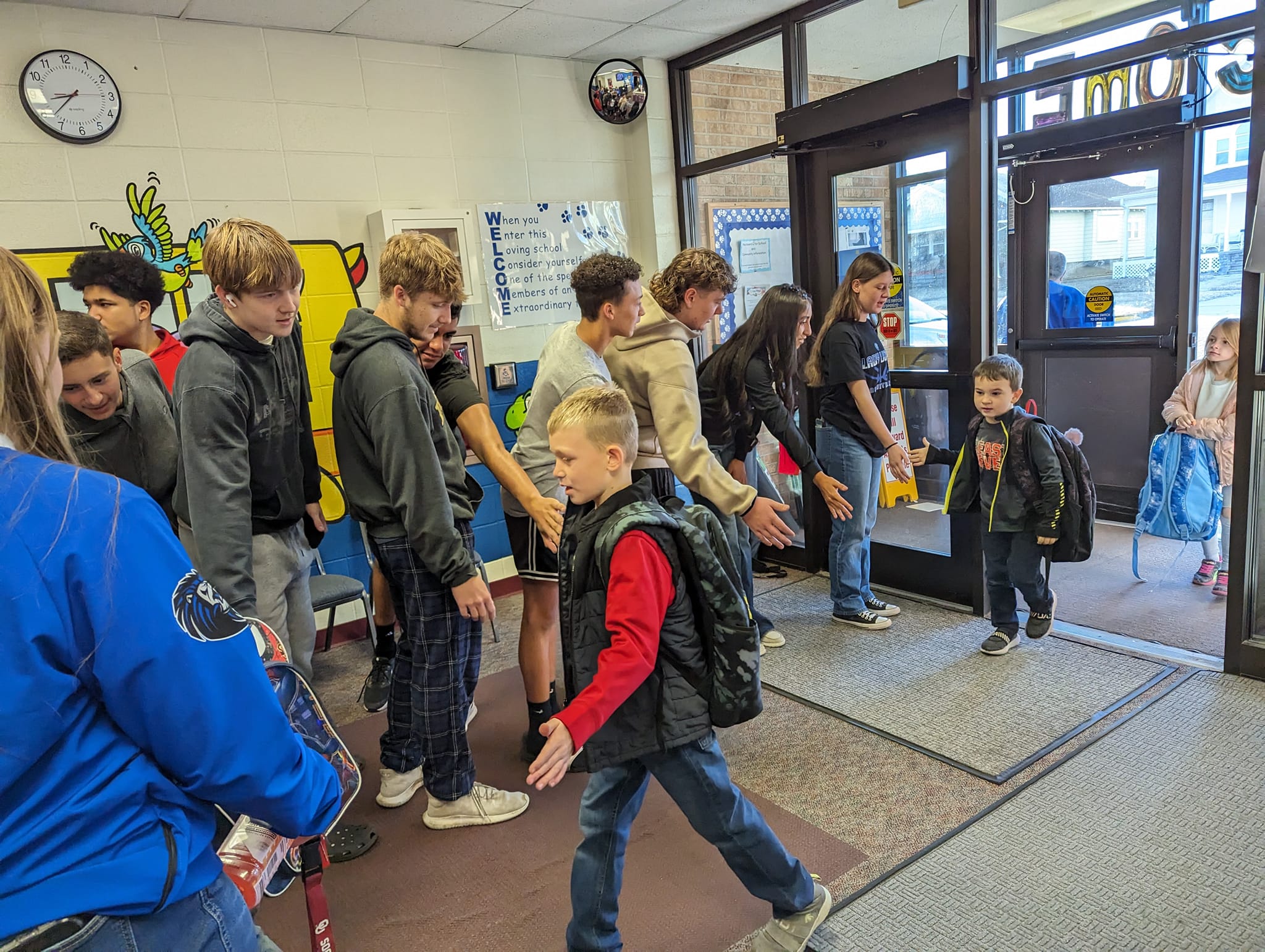 LHS students greet PES students at Park