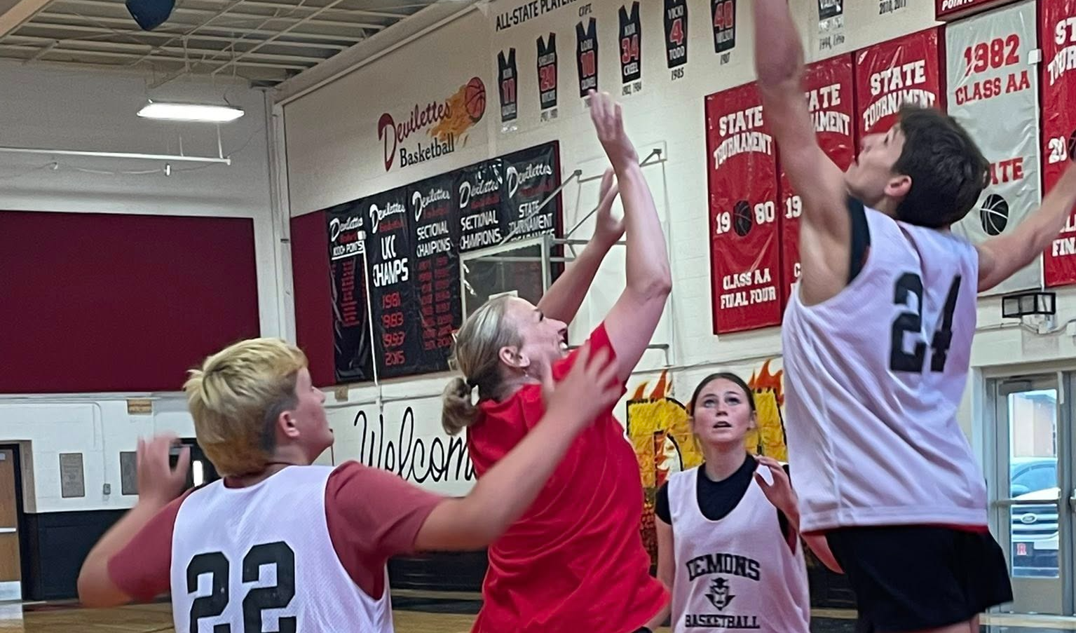 Today students participated in the First annual Hayman Classic to honor one of Ravenswood’s legends.