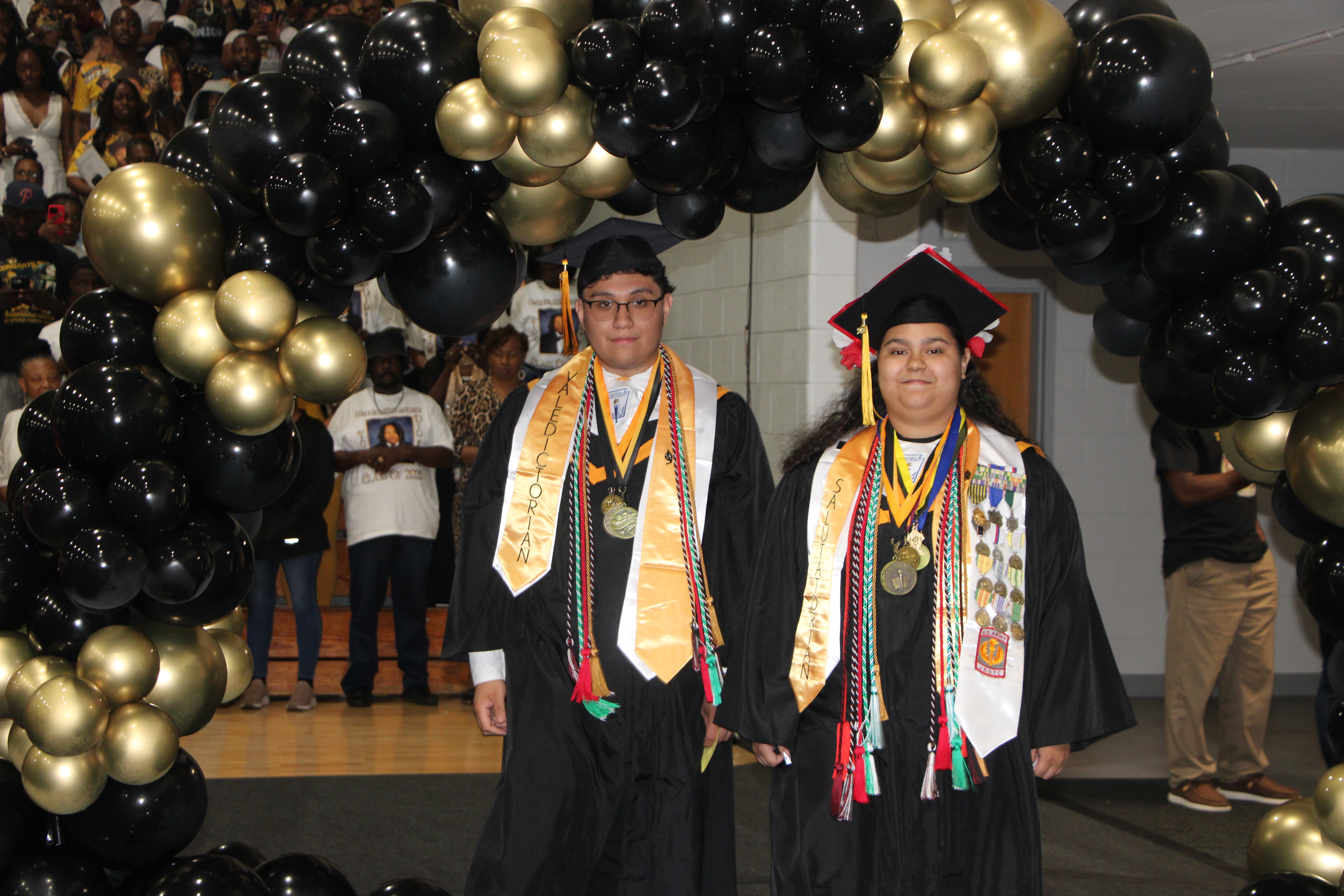 salutatorian/səˌlo͞odəˈtôrēən/ and valedictorian