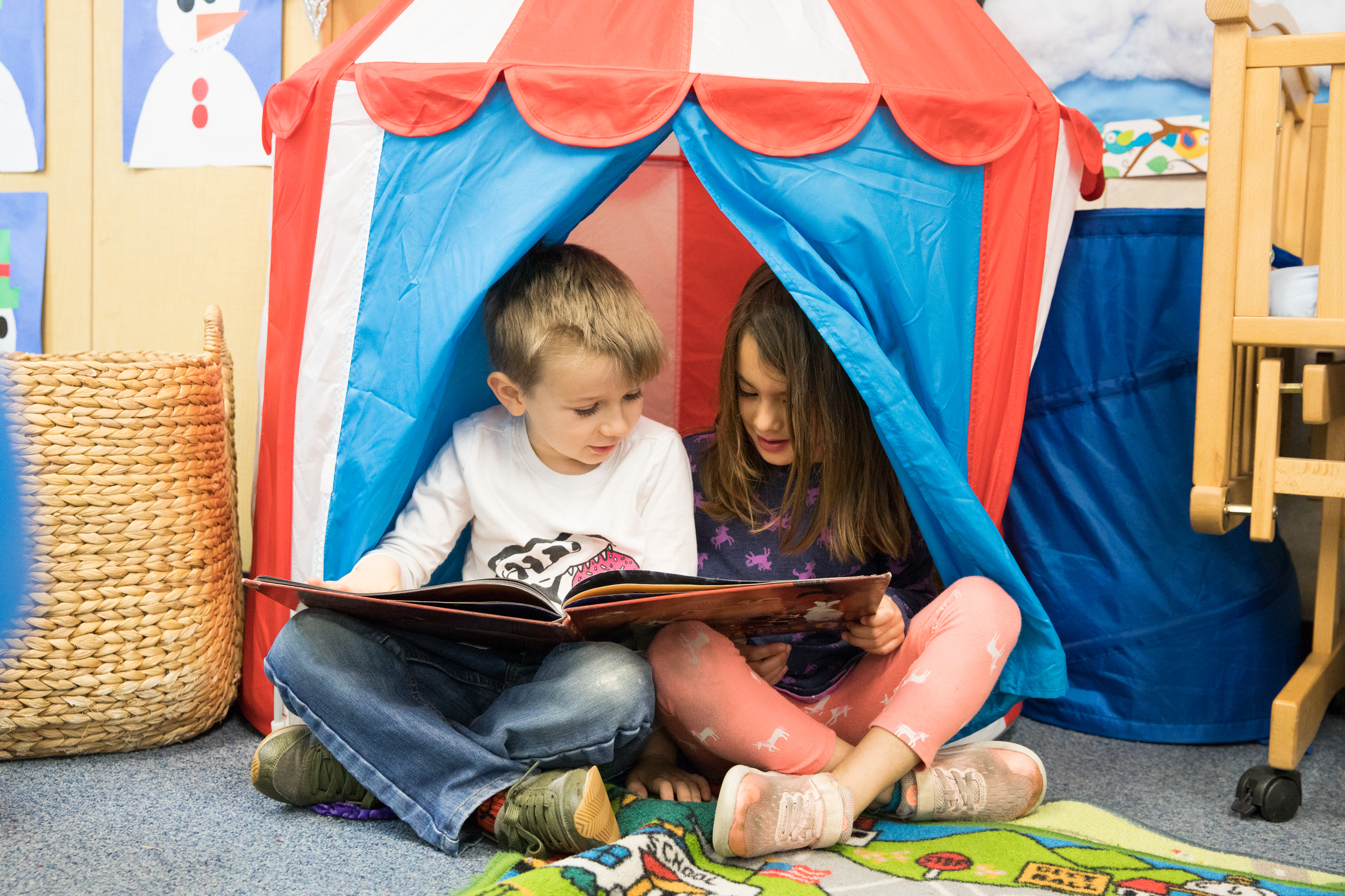 kids reading