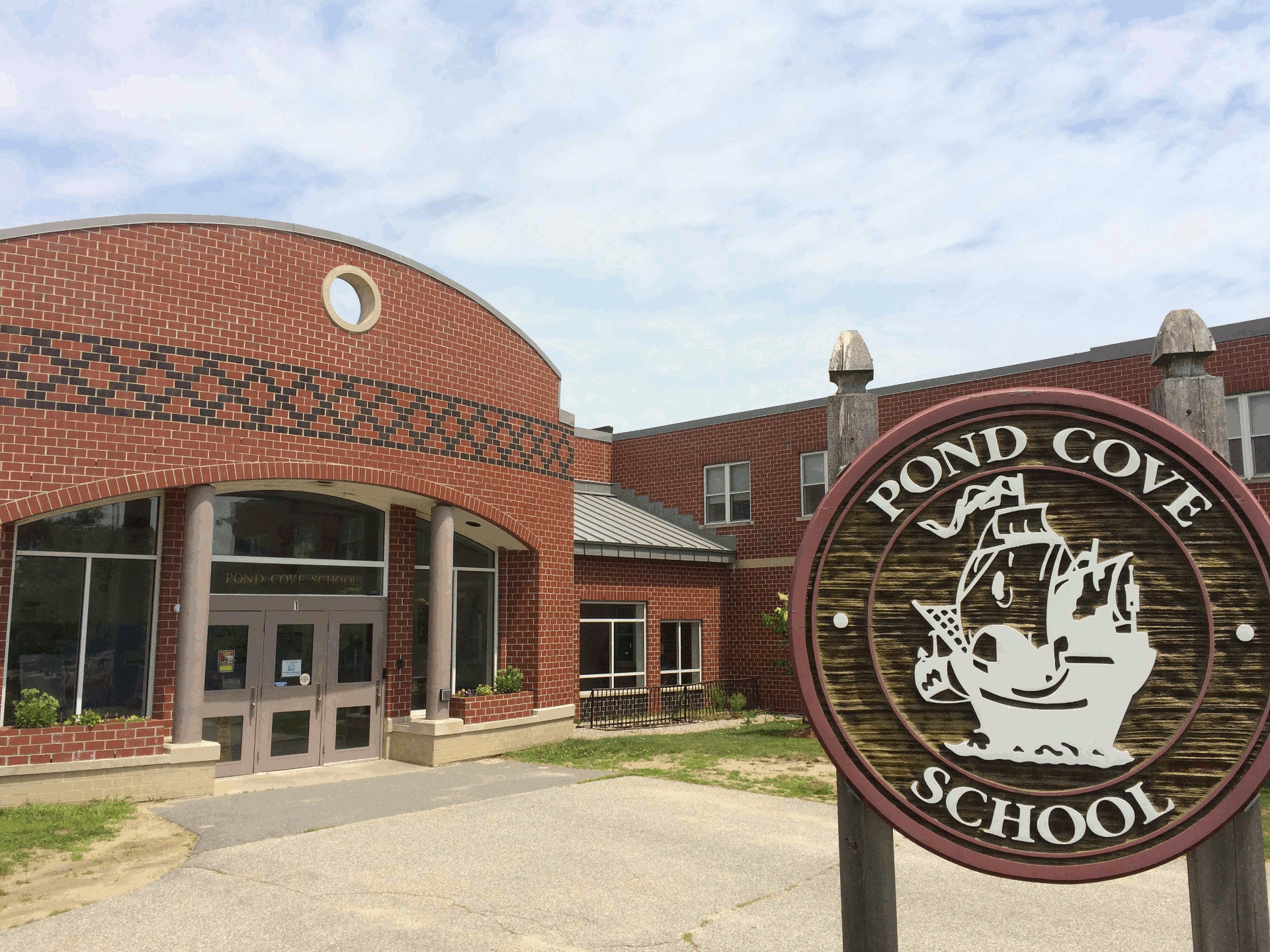 Pond Cove Elementary School