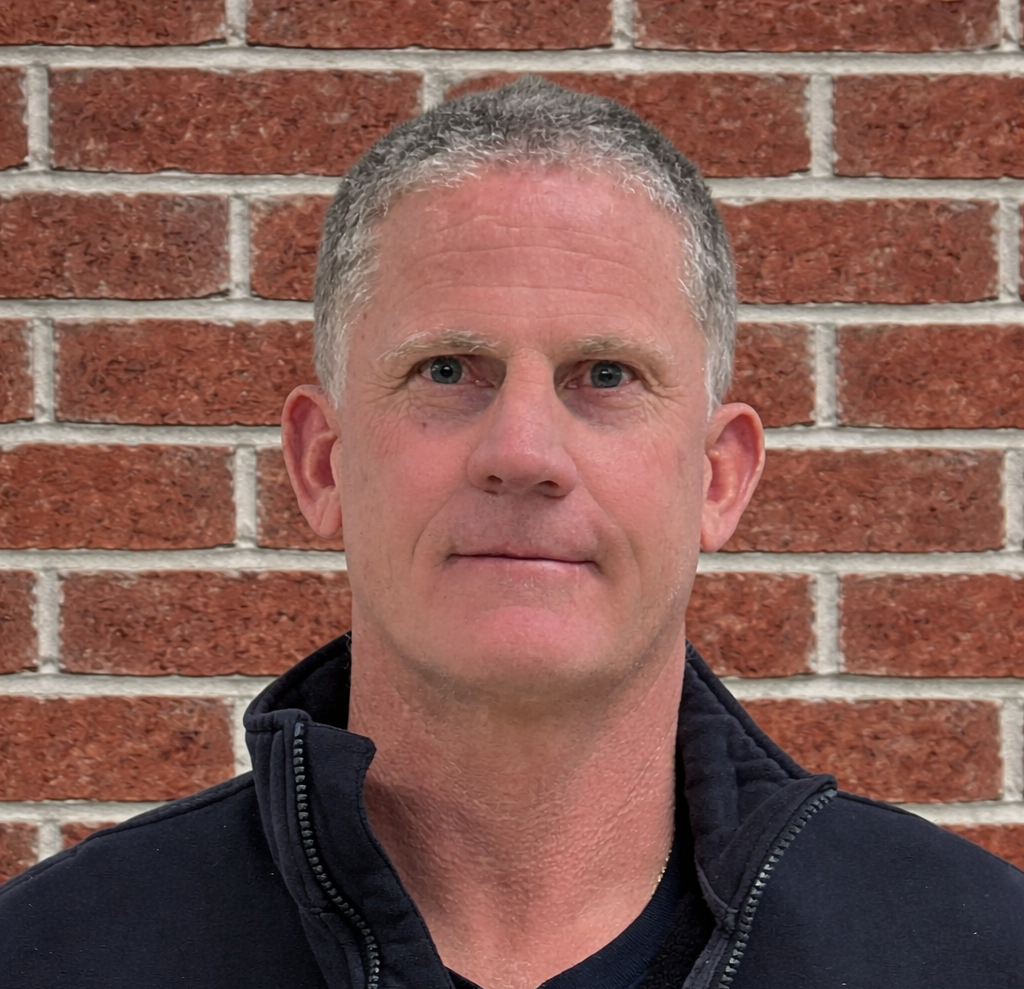 Mr. Thomas Quinton - Headshot