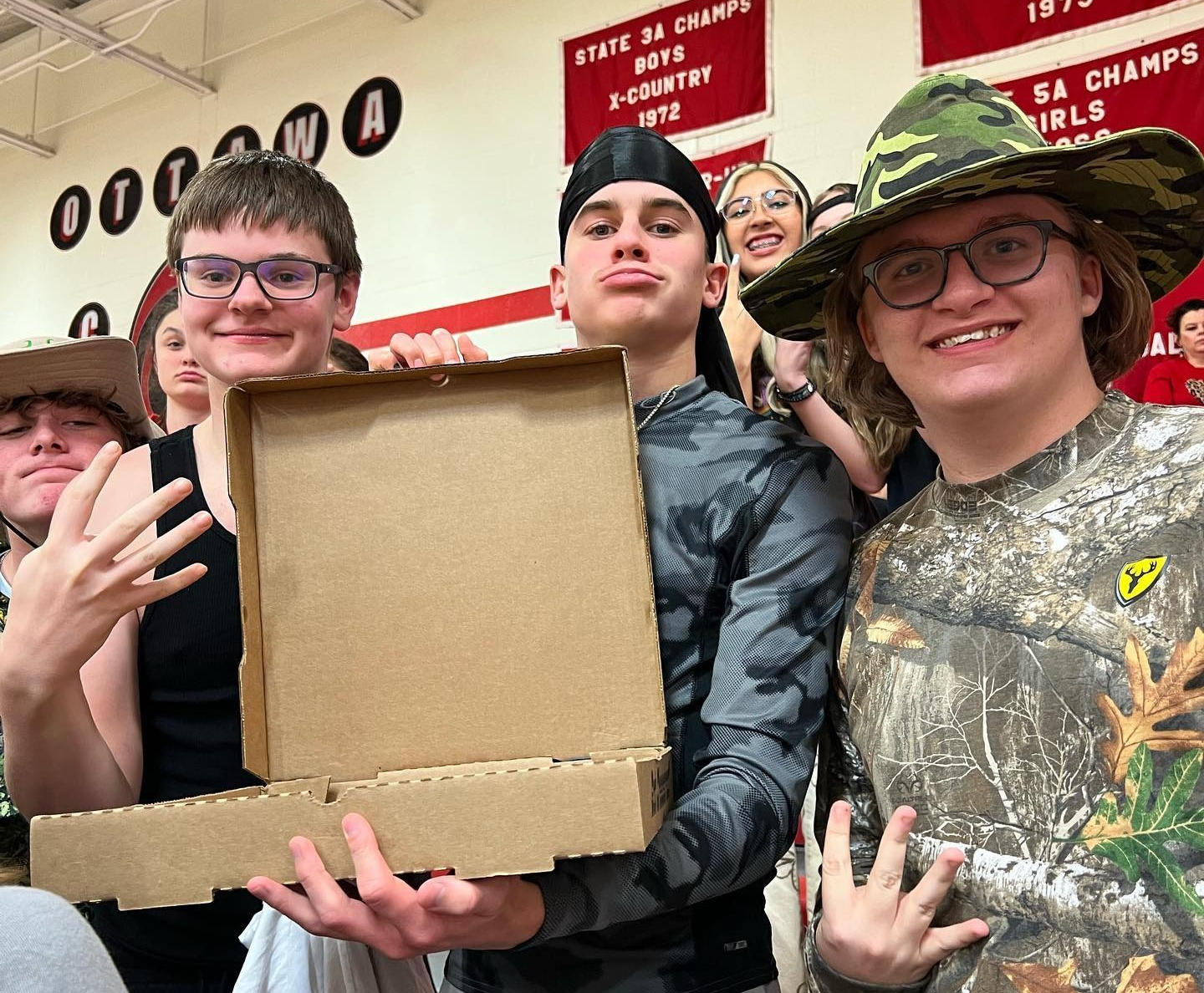 Pizza Time Fans of the Game