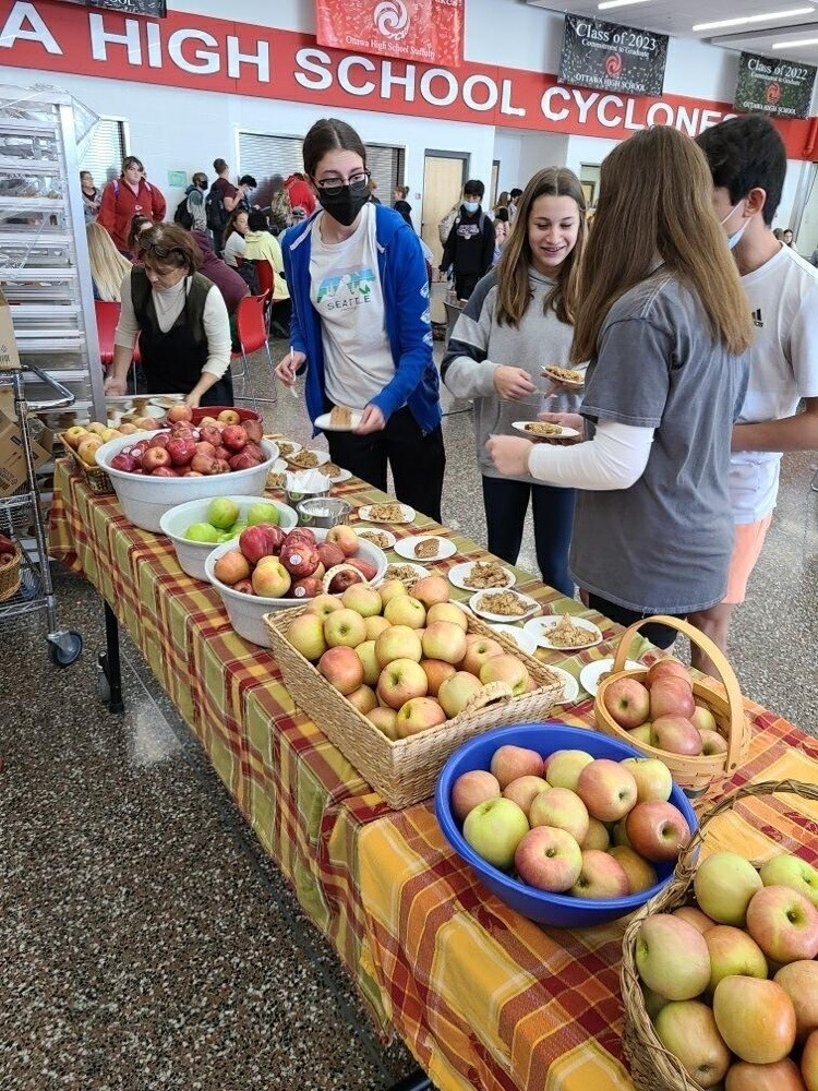 FCCLA sponsored an apple crunch snack.
