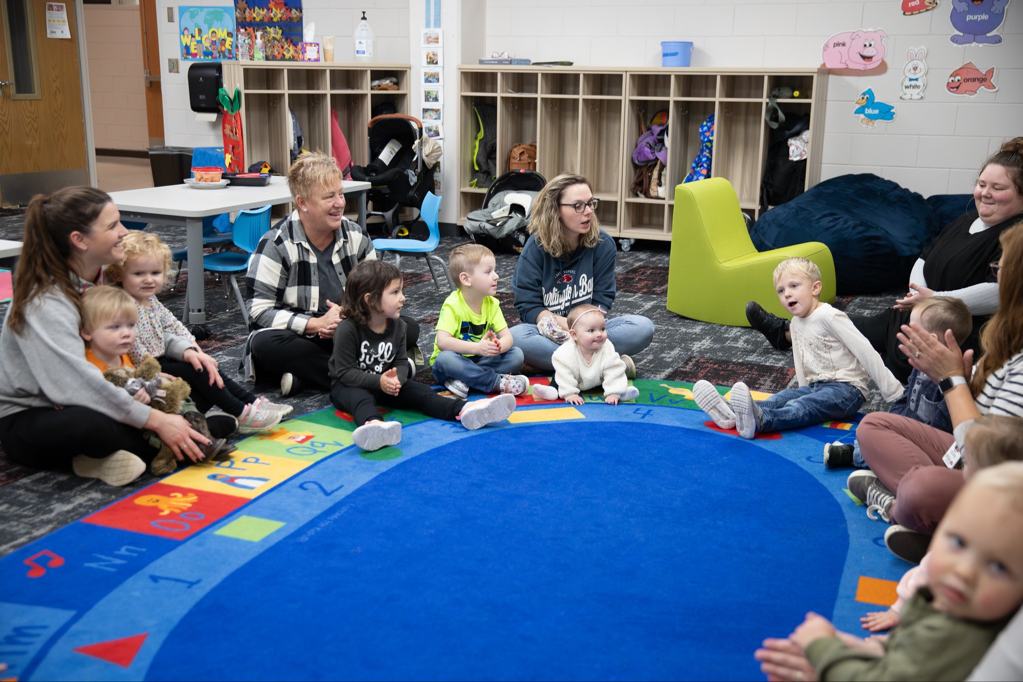 Parents and childrenp playing together 