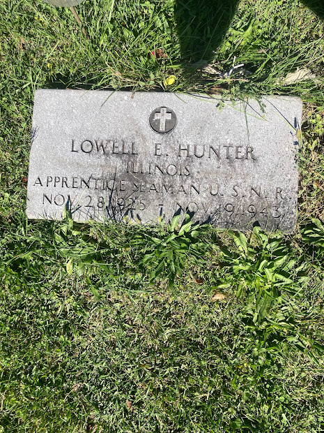 Lowell Hunter’s headstone at Roselawn Cemetery in Charleston, IL; Photo courtesy of Gunner Barr