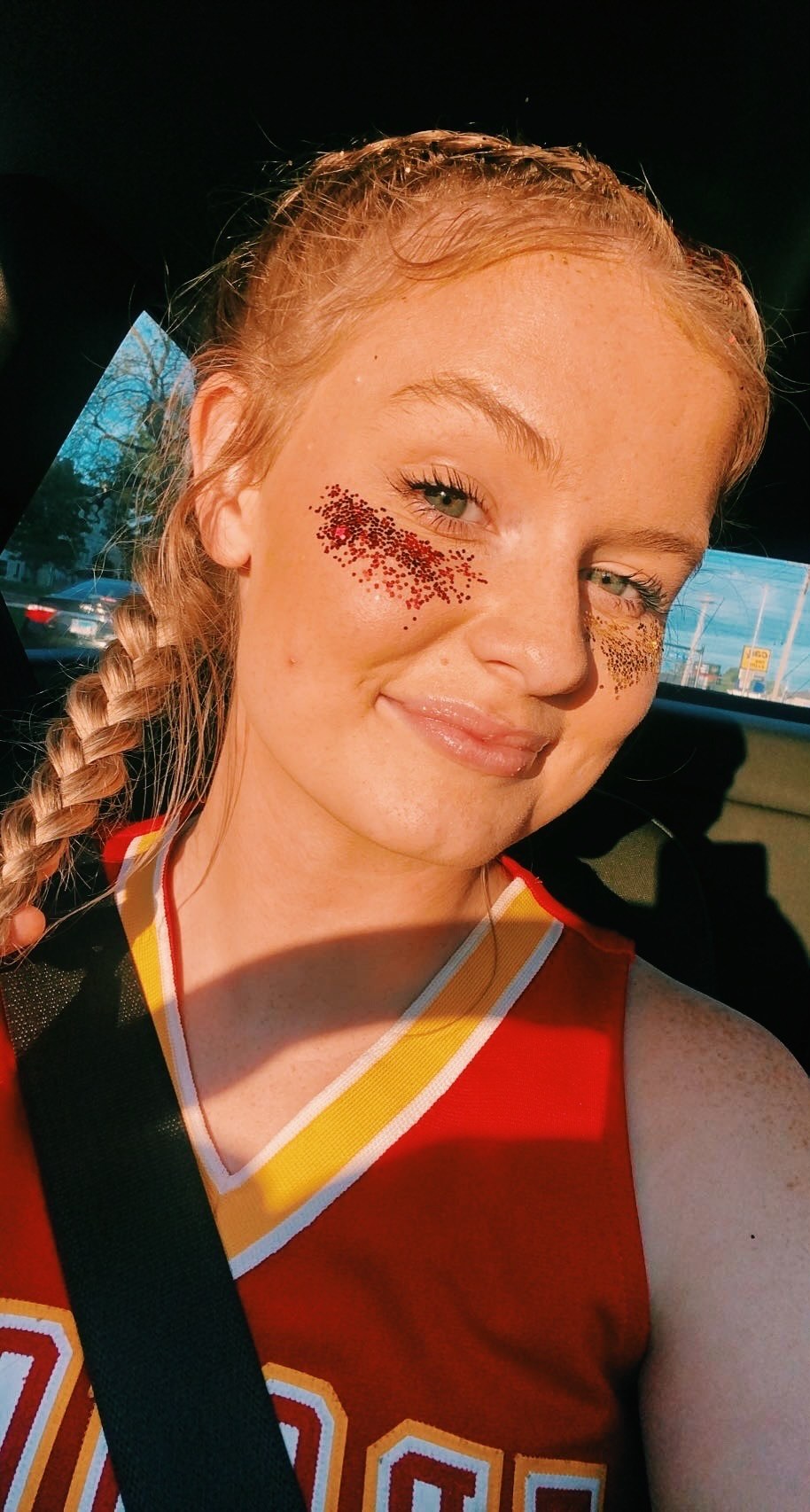 Senior Cheerleader Kimberly