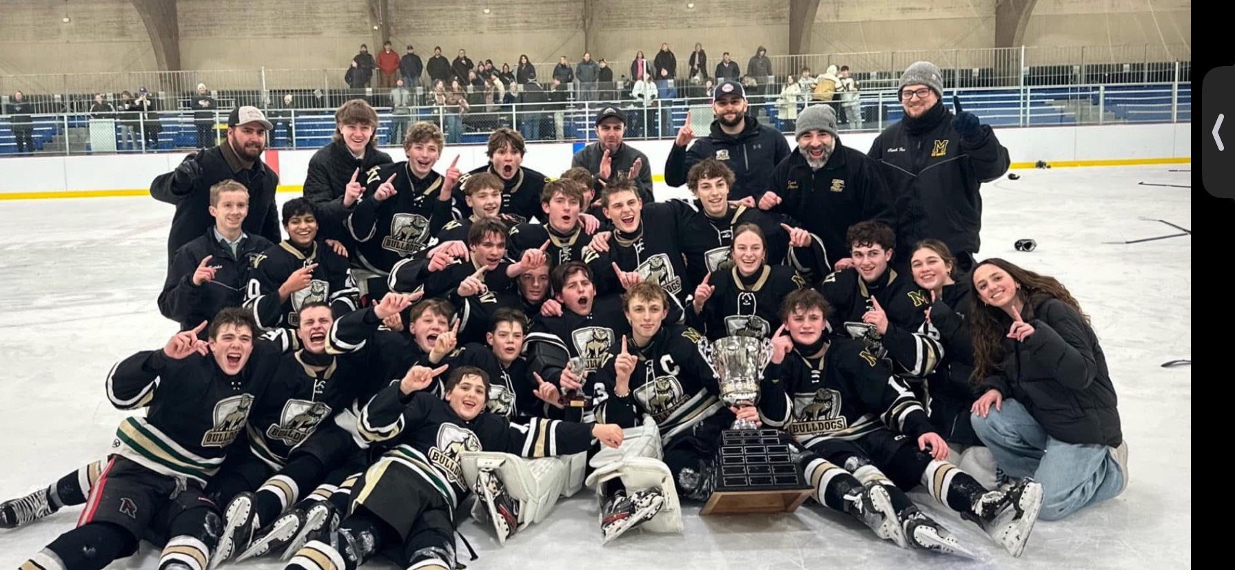 CHS Hockey Team 2025