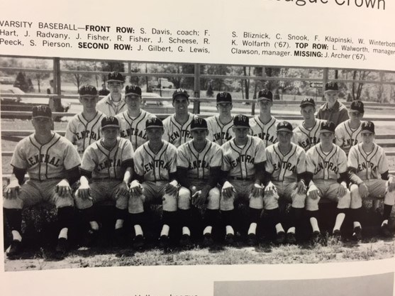Photo of the 1968 Baseball Team.