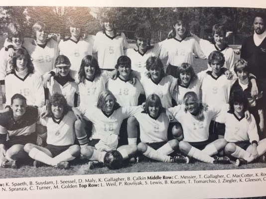 Photo of the 1983 Team.