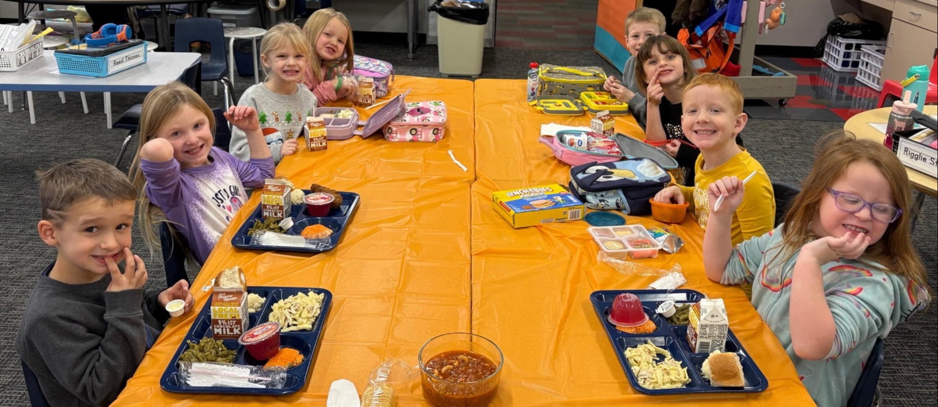 Kindergarten students during Thanksgiving