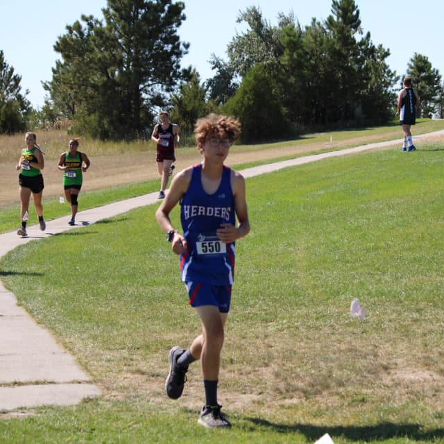 colter fleming running during the 2021 season