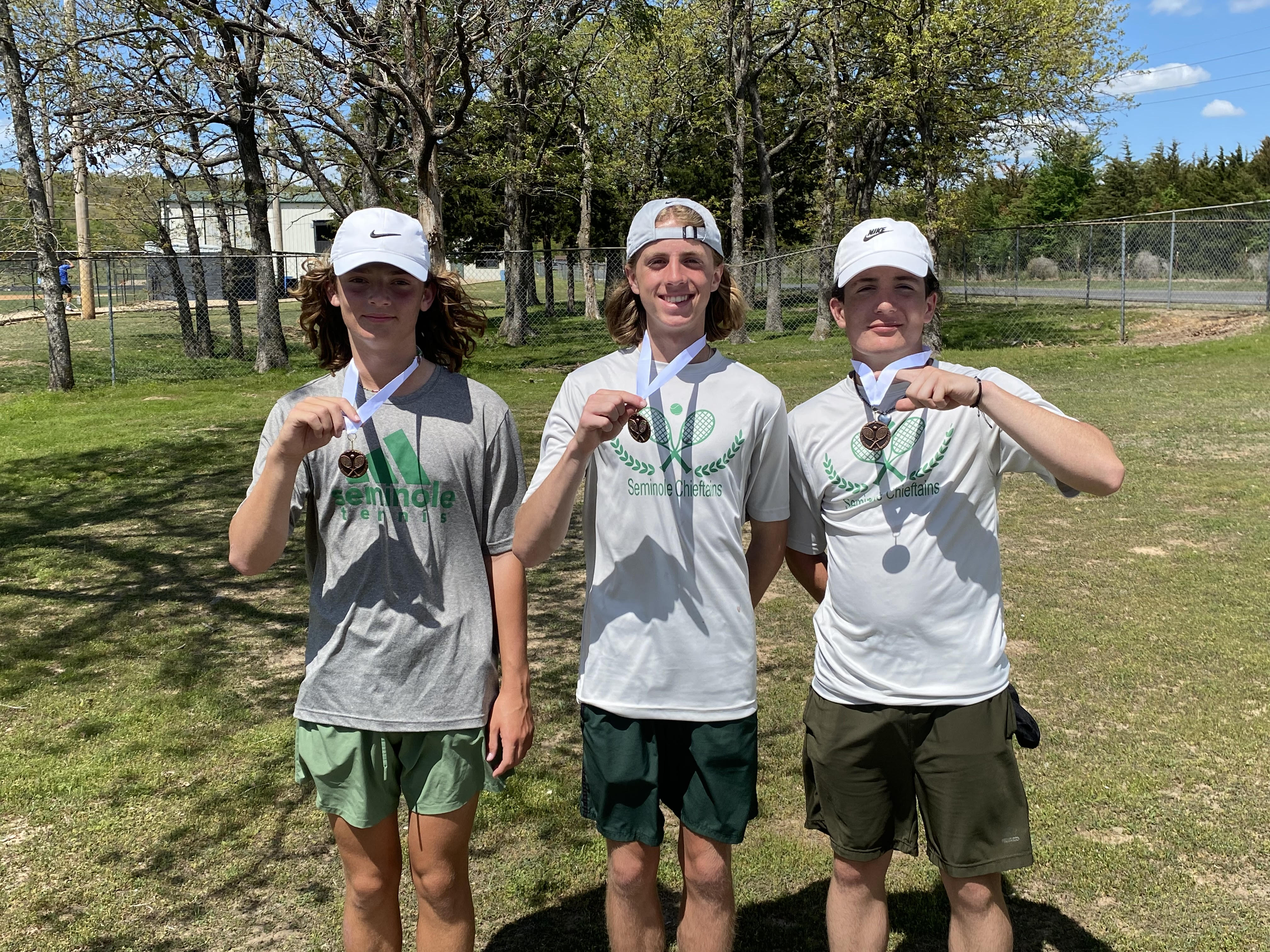 Boys 1 singles and Boys 2 doubles all took home third place at the Henryetta invitational tournament