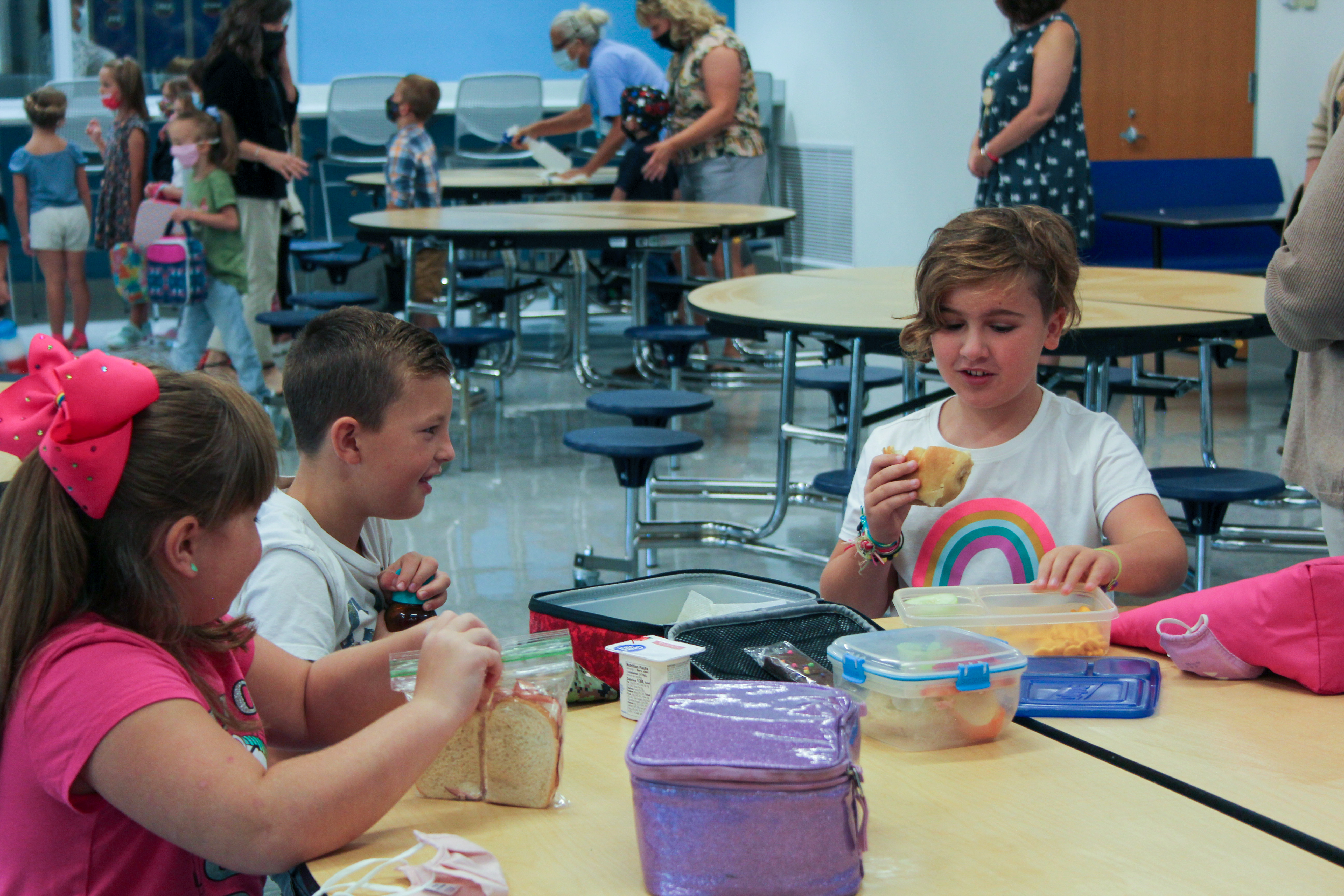 Cafeteria Pictures