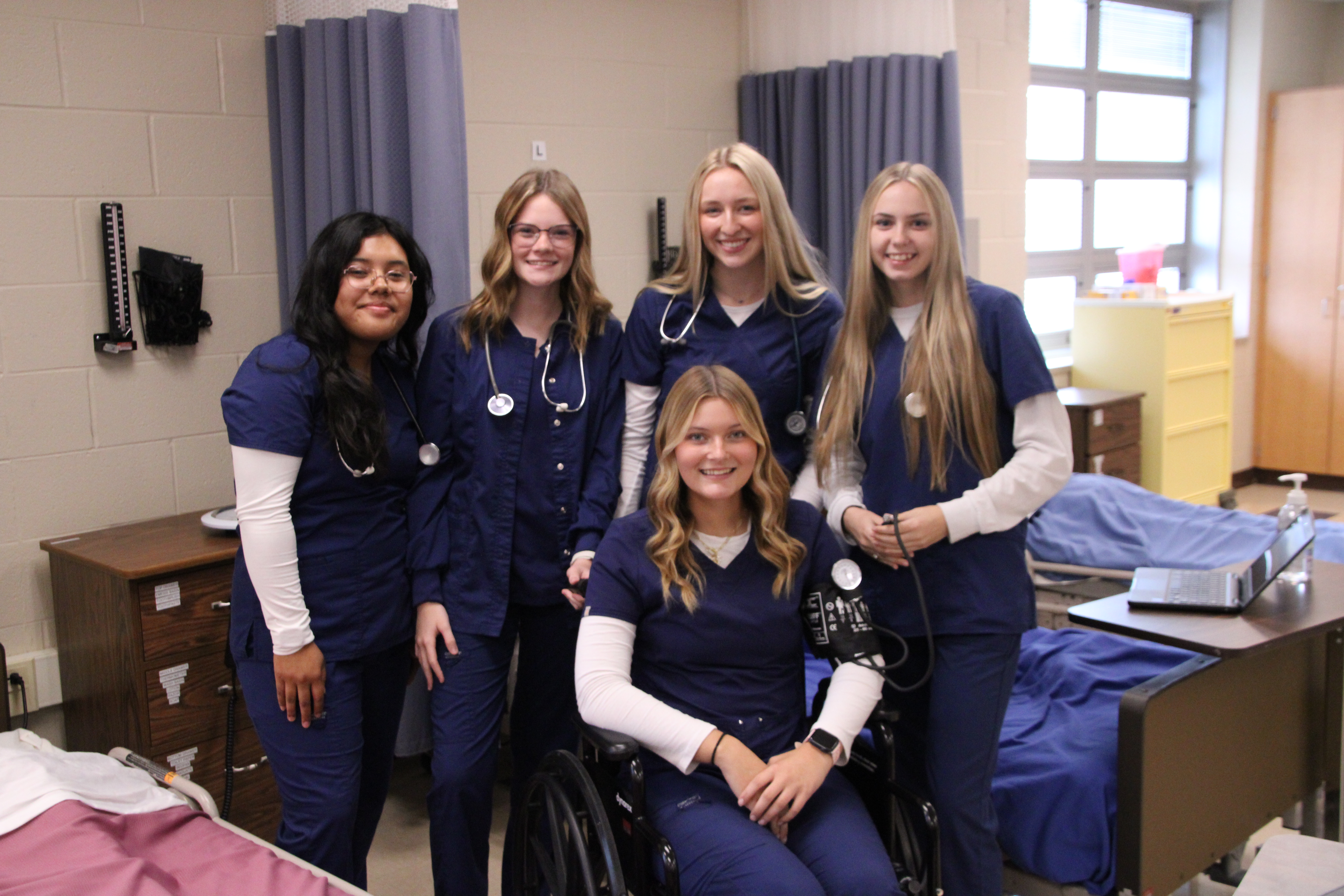 medical technologies students in the classroom