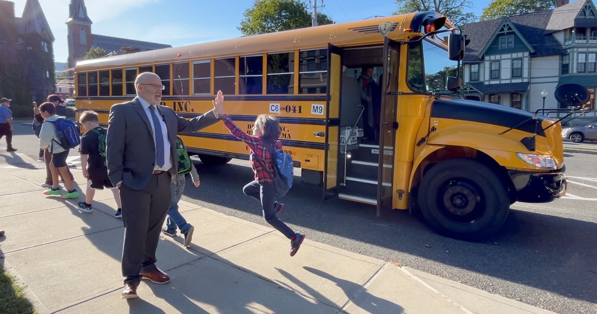 High 5 at arrival