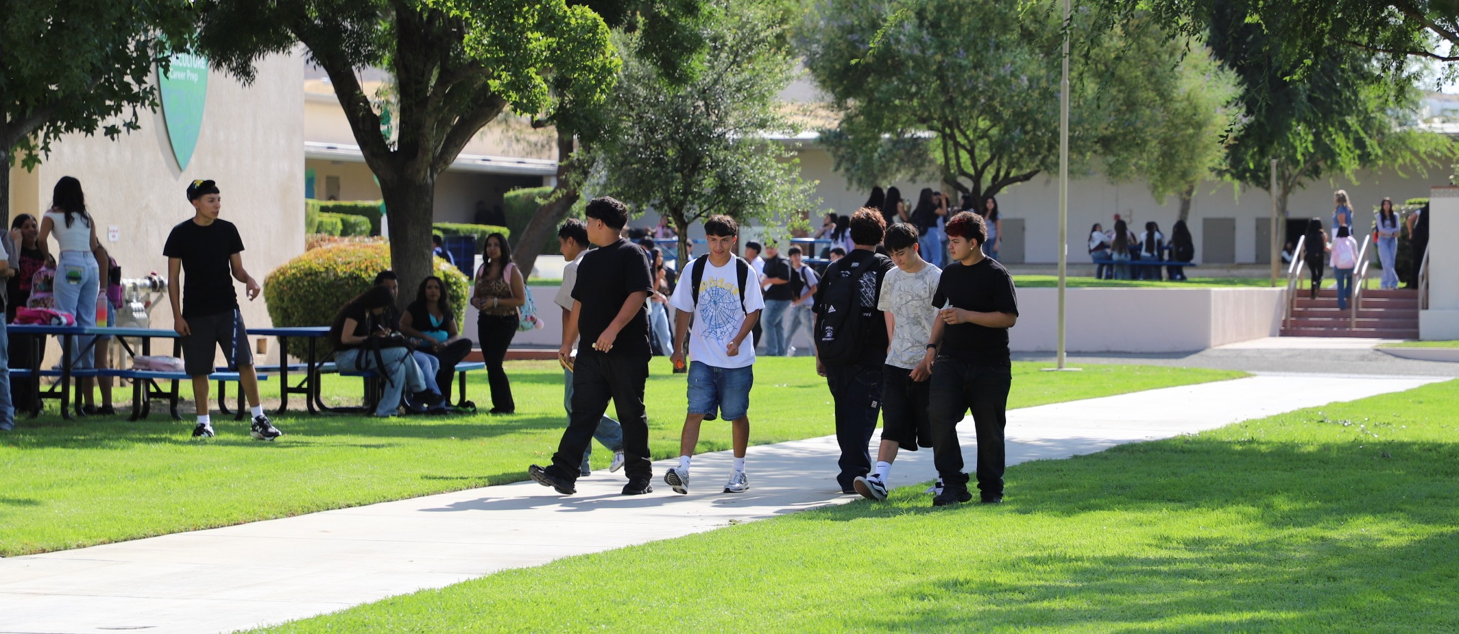 AHS students on campus