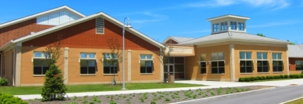 Photo of the Geneva Platt R. Spencer Elementary School.