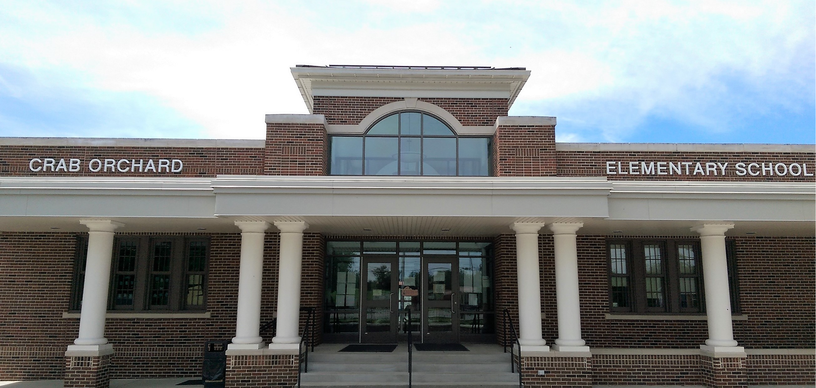 Crab Orchard Elementary School Building entrance