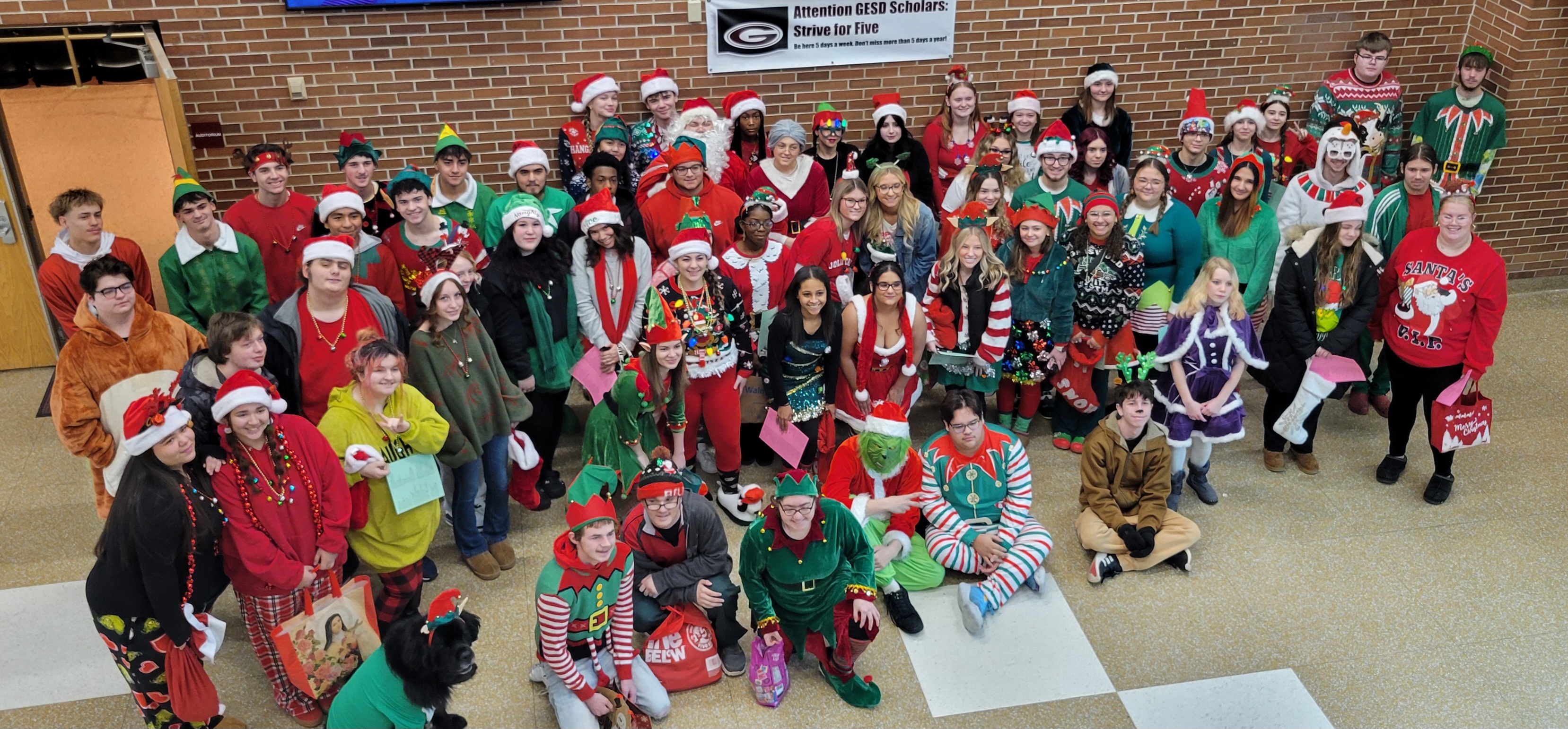 🎅🎄🍬 Exciting times at our senior Santa Project! Our seniors are all geared up and on their way to the elementary schools to spread holiday cheer and hand out candy. We can’t wait to see the smiles they bring to the faces of our young students. Stay tuned for more festive updates! #SantaProject #HolidayCheer #CommunityJoy