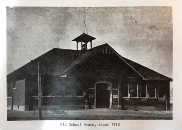 a photo of the Old School House, about 1913