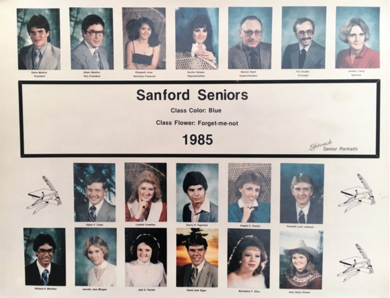 a photo of the seniors from the class of 1985