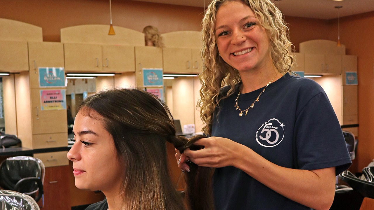 The Salon@8811