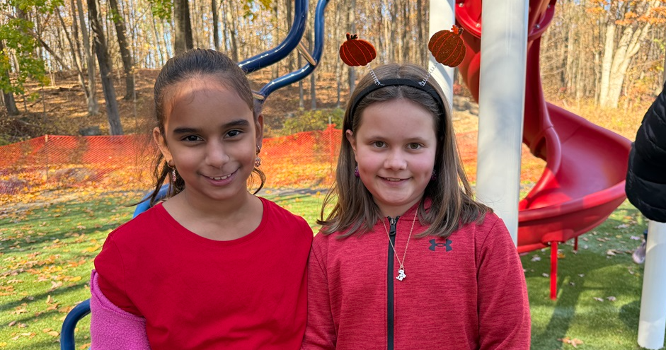north main students wearing red for Red Ribbon Week