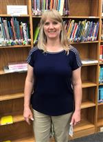 Photo of Mari Fowle, Library Aide