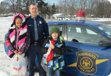 Central Students "Shop with a Cop"