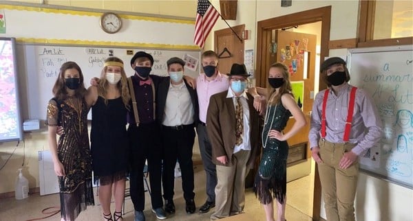 HS Students dressed up