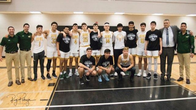 Boy's Basketball | James Nikki Rowe High School